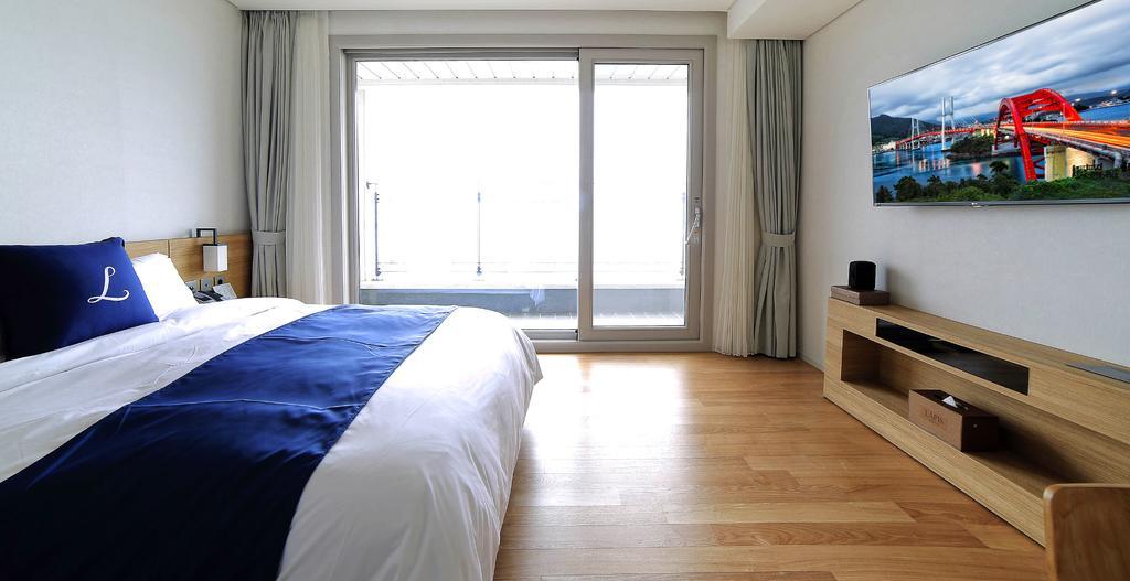 Lapis Hotel Namhae Exterior foto